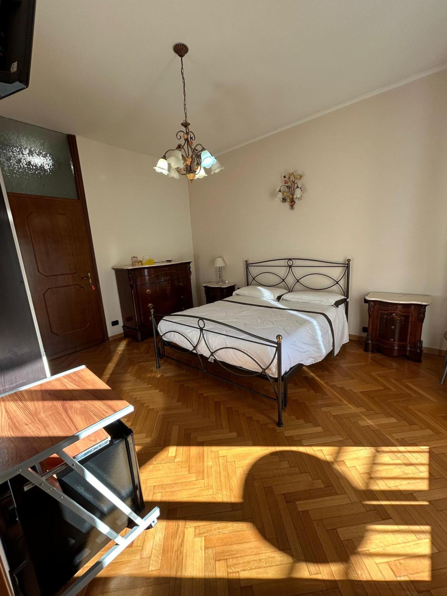 B&B Southitaly Busto Arsizio Εξωτερικό φωτογραφία